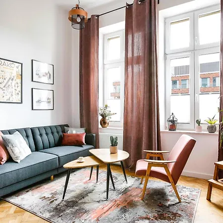 Charming With Kitchen - Old Town, Main Station * 크라쿠프