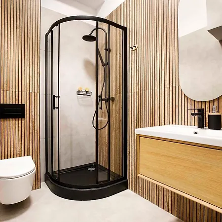 Daire Charming With Kitchen - Old Town, Main Station *