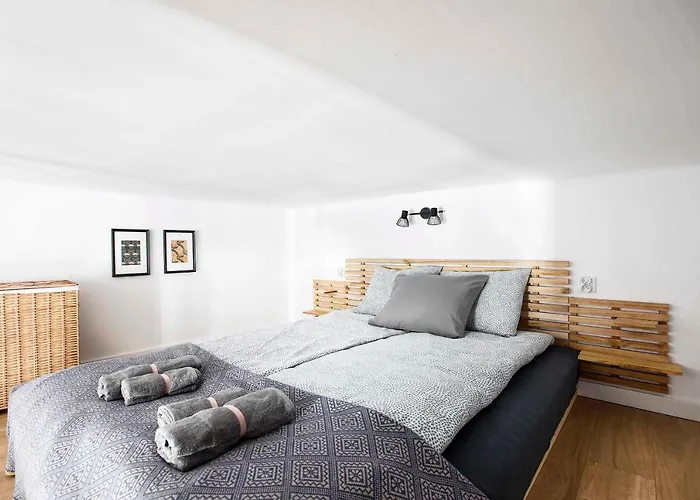 Charming With Kitchen - Old Town, Main Station Cracóvia